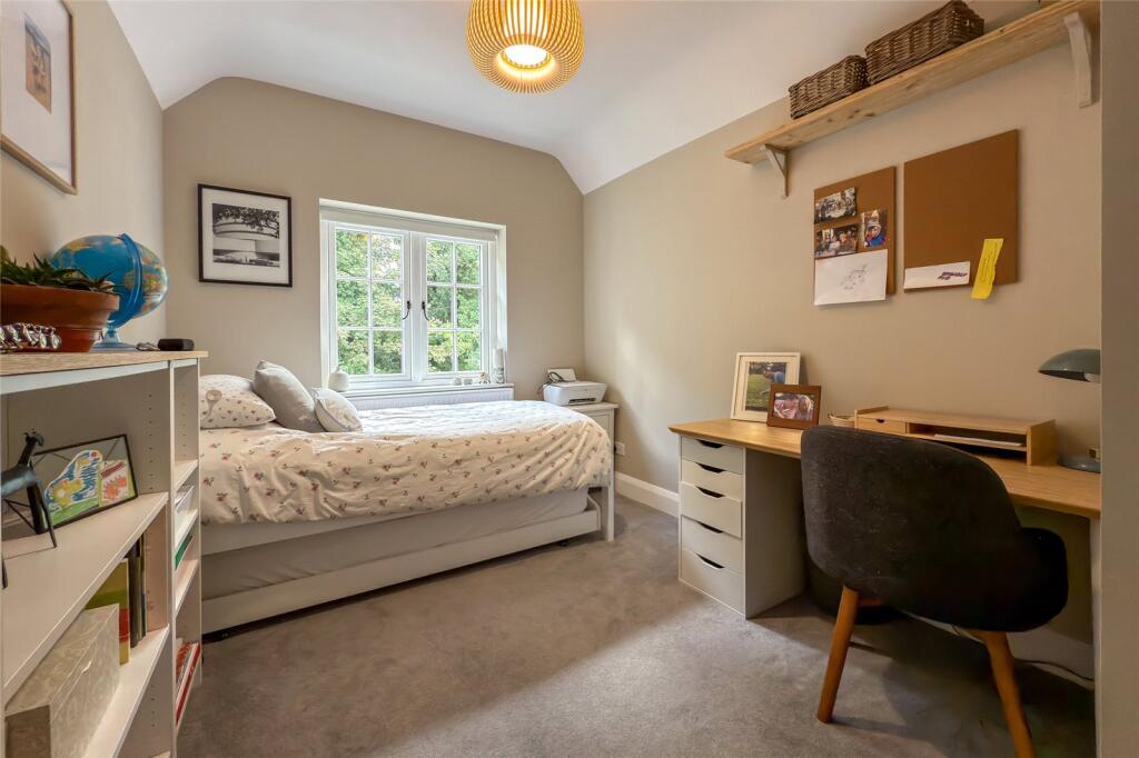 Additional image 8 of Park Hill, Harpenden, Hertfordshire, AL5