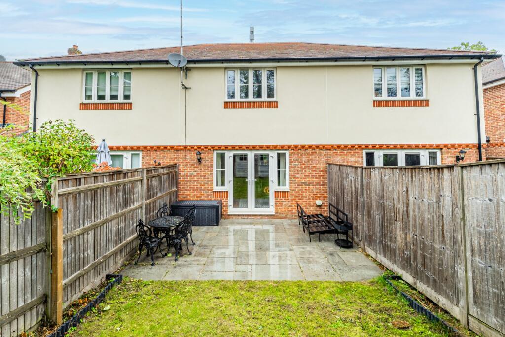 Additional image 4 of Heron Close, Wheathampstead, St. Albans, Hertfordshire, AL4