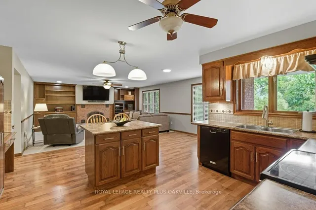 Additional image 14 of 67 Horizon Crt