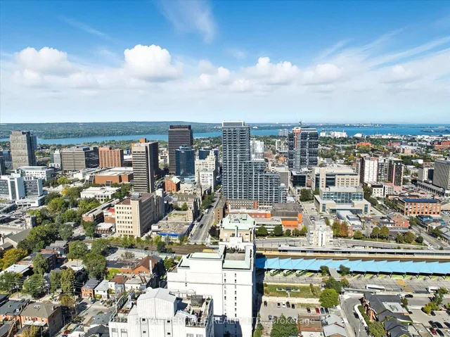 Additional image 37 of 135 James St Unit 615