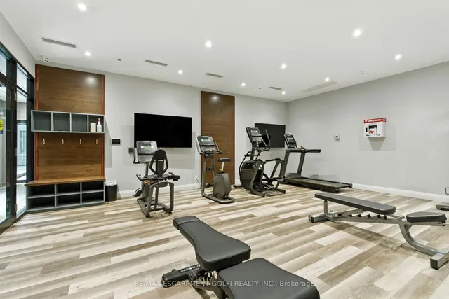 Additional image 17 of 1 Redfern Ave Unit 304