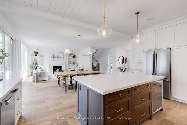 Additional image 18 of 684 Peele Blvd