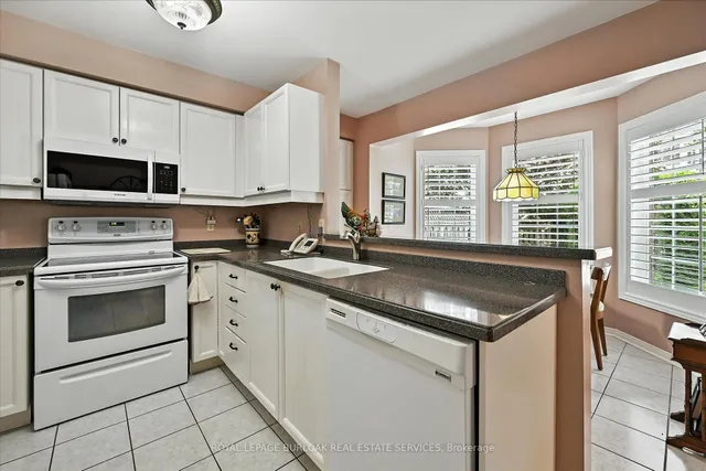 Additional image 9 of 3333 New St Unit 18