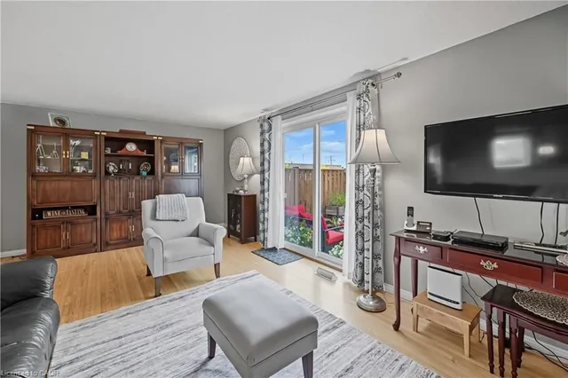 Additional image 17 of 151 Gateshead Cres Unit 30