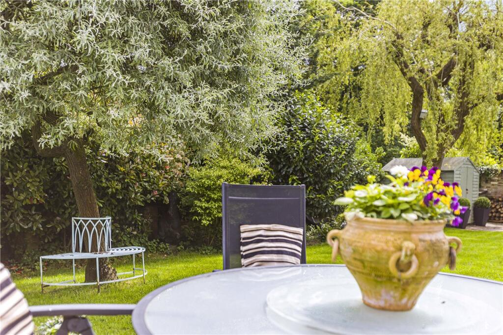 Additional image 27 of Halls Close, Hobbs Hill, Welwyn, AL6