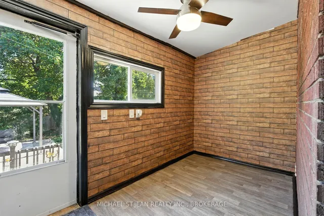 Additional image 39 of 313 Graham Ave