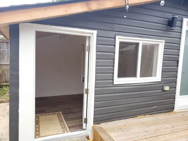 Additional image 6 of 48 Frederick Ave