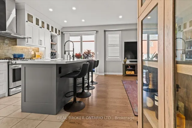 Additional image 12 of 100 Celano Dr