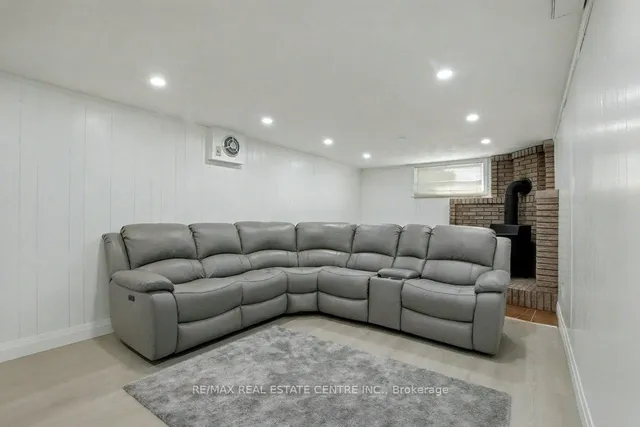 Additional image 30 of 40 Tara Crt
