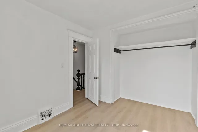 Additional image 17 of 26 Rosemont Ave