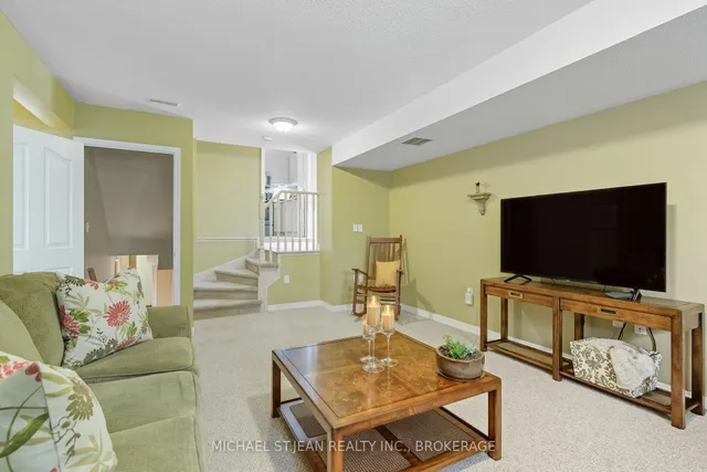 Additional image 26 of 20 Diamond Crt