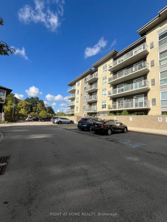 Additional image 31 of 16 Markle Cres Unit 214