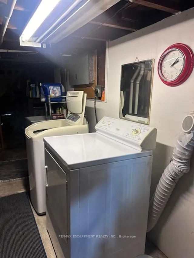 Additional image 25 of 84 Barons Ave