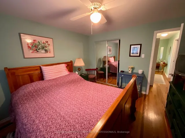Additional image 10 of 4 Rosanne Cres Unit 4