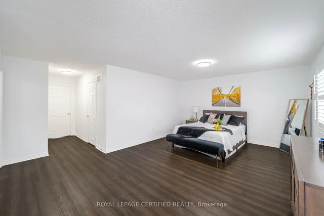 Additional image 19 of 335 Bessborough Dr
