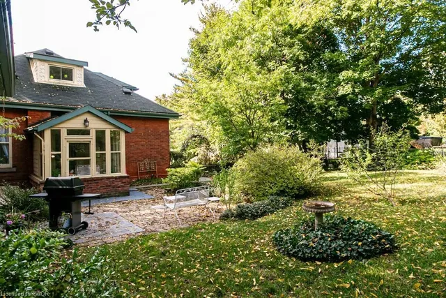 Additional image 35 of 55 Cayley St