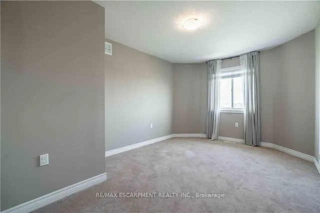 Additional image 31 of 51 Showcase Dr