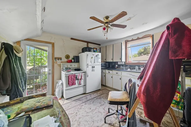 Additional image 35 of 184 Homewood Ave