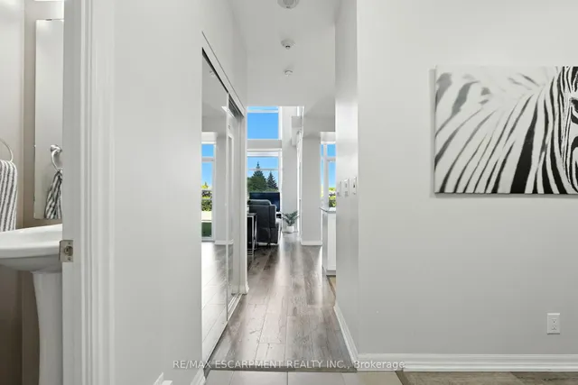 Additional image 4 of 1940 Ironstone Dr Unit 202