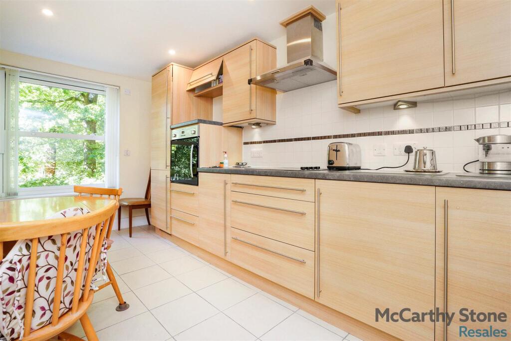 Additional image 6 of Peel Court, College Way, Welwyn Garden City, Hertfordshire, AL8 6DG