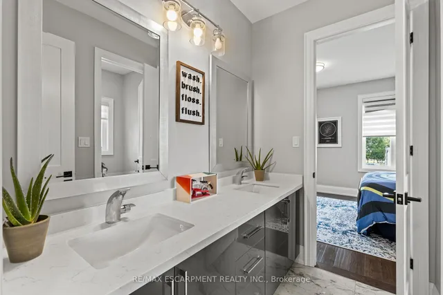 Additional image 27 of 44 Leckie Ave