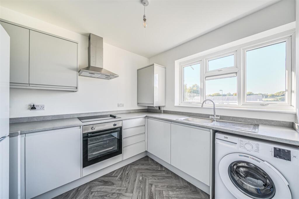 Additional image 10 of Hopkins Crescent, Sandridge