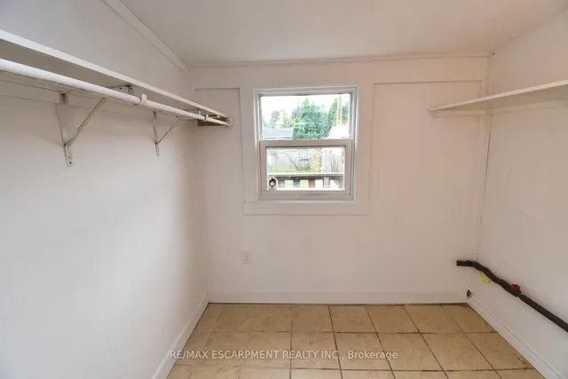 Additional image 27 of 122 Evans St