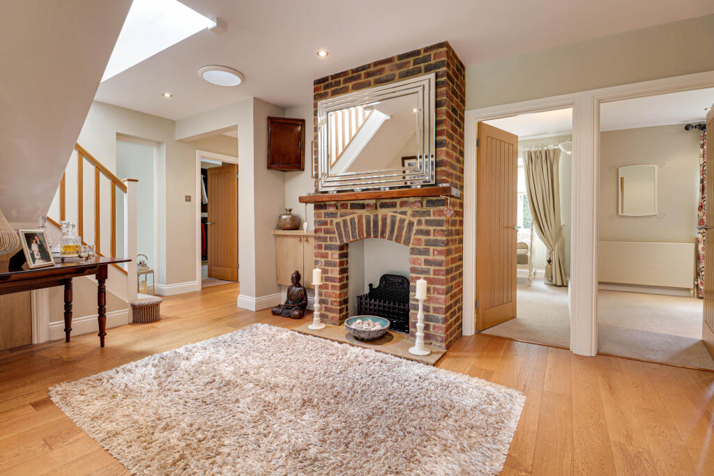 Additional image 23 of Luton Lane, Redbourn, AL3