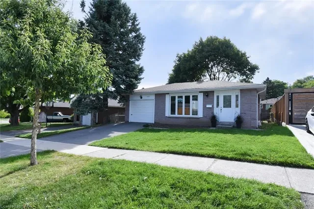 Additional image 3 of 1327 Janina Blvd