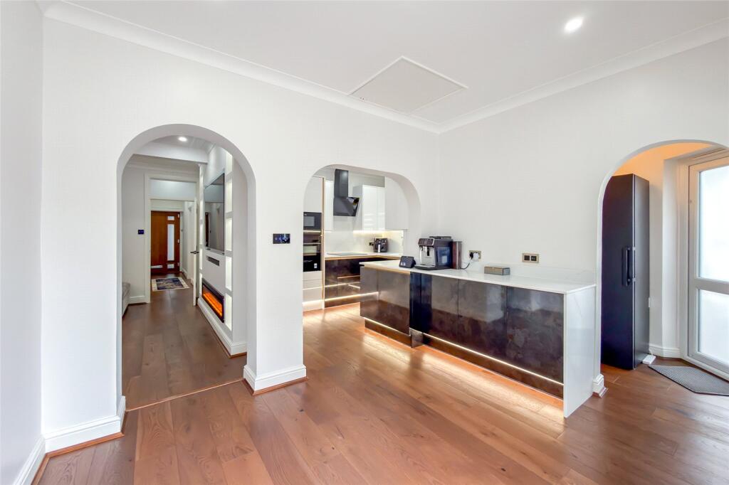 Additional image 17 of Watford Road, St. Albans, Hertfordshire, AL2