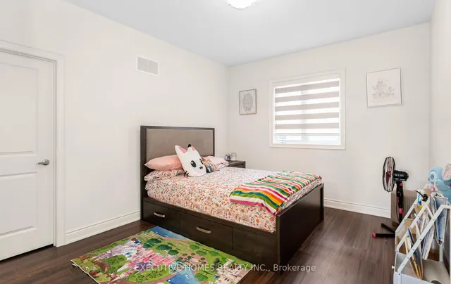 Additional image 33 of 77 Pond View Gate