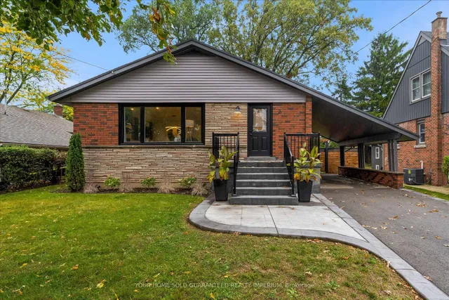 3 MULOCK Ave