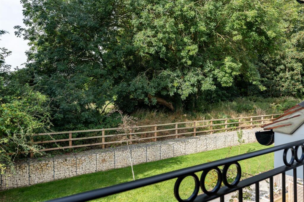 Additional image 5 of Codicote Road, Welwyn