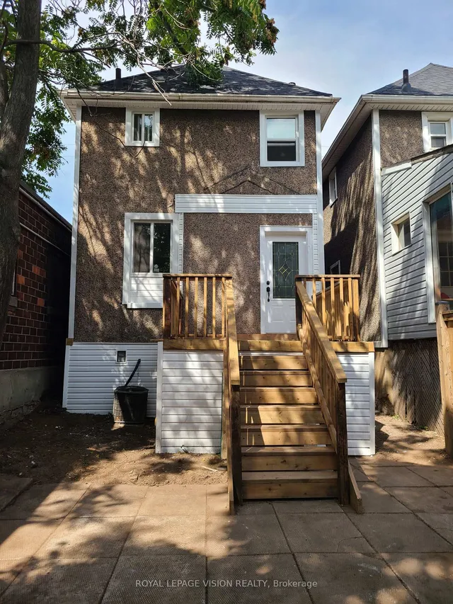 Additional image 40 of 56 Munroe St