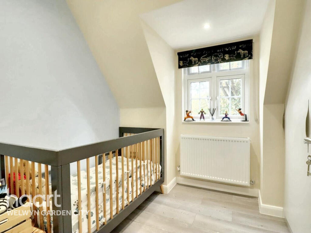 Additional image 26 of Peartree Lane, Welwyn Garden City