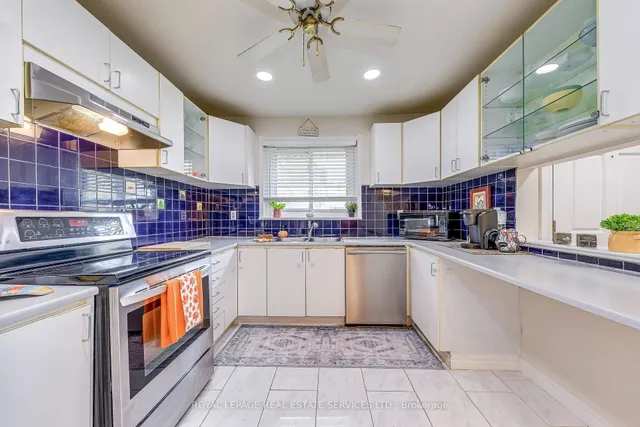 Additional image 8 of 1294 Guelph Line Unit 4