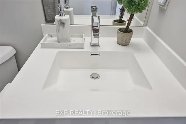 Additional image 19 of 2093 Fairview St Unit 913