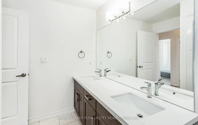 Additional image 28 of 640 Sauve St Unit 313