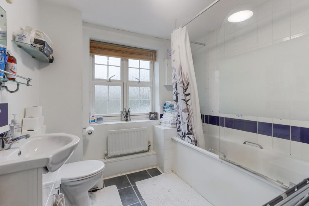 Additional image 9 of Lime Tree Court, London Colney, St Albans AL2