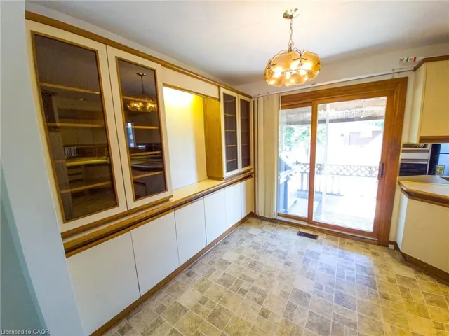 Additional image 12 of 164 Laurier Ave