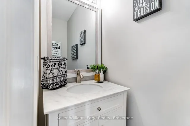 Additional image 19 of 4003 Medland Dr