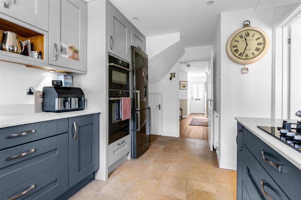 Additional image 3 of Welwyn Hall Gardens, Welwyn