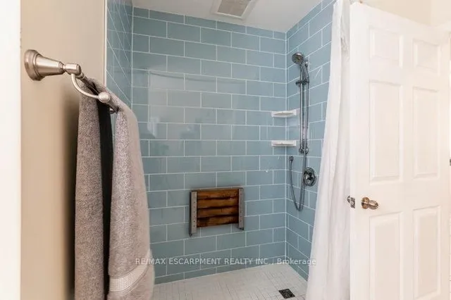 Additional image 29 of 45 Fonthill Rd