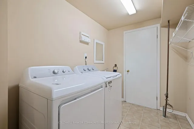 Additional image 25 of 1809 Upper Wentworth St Unit 14