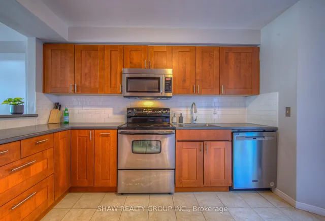 Additional image 20 of 895 Maple Ave Unit 502