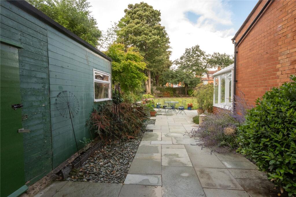 Additional image 43 of Grove Avenue, Moseley, Birmingham, B13