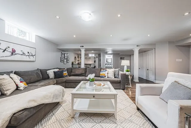 Additional image 37 of 11 Weathering Hts