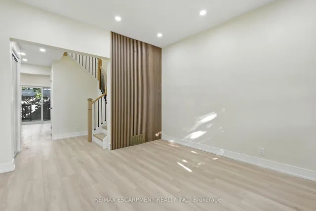 Additional image 7 of 9 ALICE St