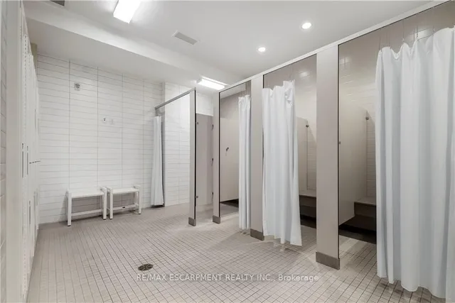 Additional image 33 of 39 SISTER VARGA Terr Unit 312