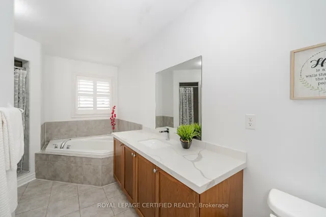 Additional image 22 of 335 Bessborough Dr